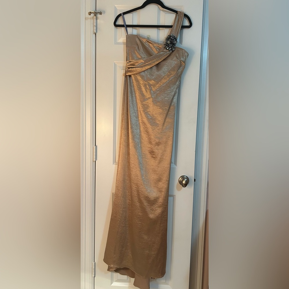 Elegant Gold Dress.